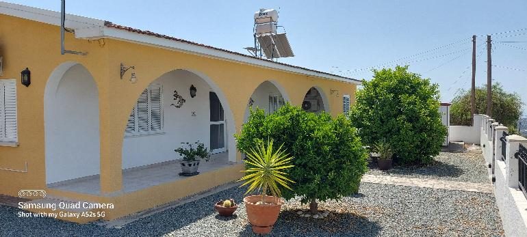 bungalow front