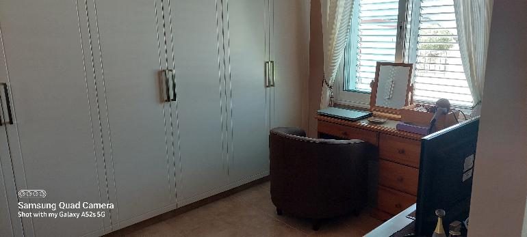 bungalow office