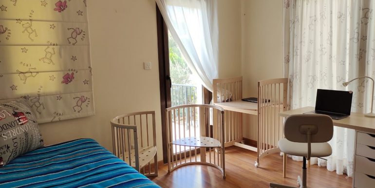 house 4